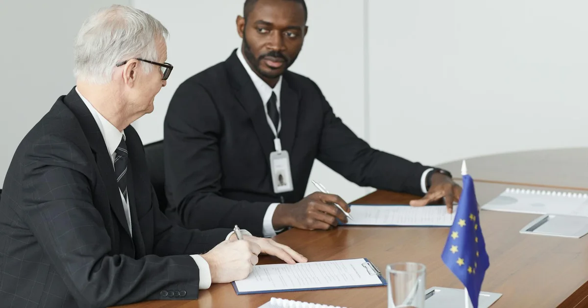 EU E-Invoicing and ViDA explained: structured e-invoices, digital reporting and deemed-supplier rules for marketplace sellers